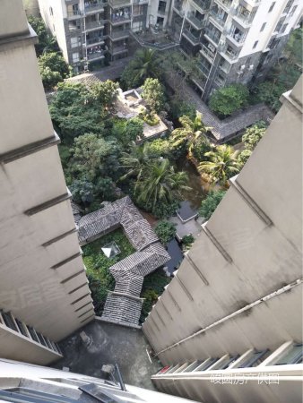 高端小区 江南城 3房2厅 精装 一线海景房 仅售160万