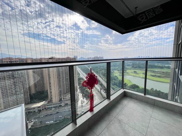 深圳龙岗宝龙中海阳光橡树园全齐全新,看高尔夫球场,景观好,近14号