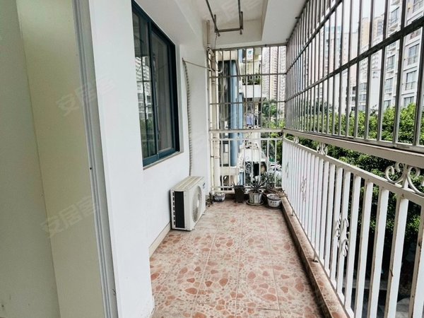 【多图】城市碧园,明秀路租房,广西大学地铁口城市碧园精装3房 押一付