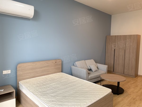 芝士草莓公寓 拎包入住 可随时看房 付一押一 可短租 电梯房