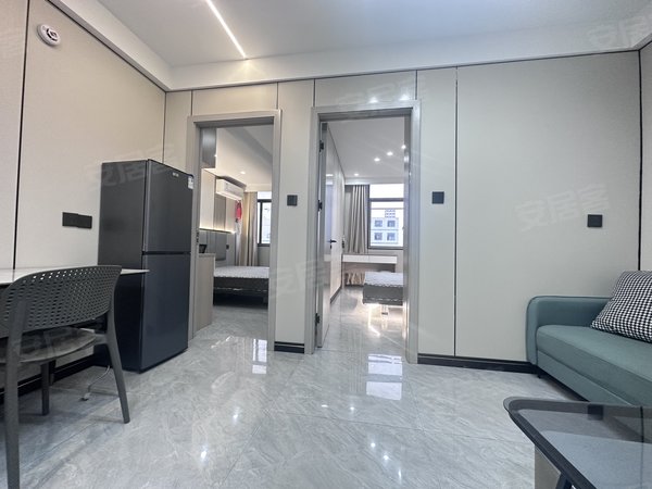 金华浦江县浦江城东一点红大道177号楼现场房東（无中介）压一付一，两室一厅，精装带电梯无物业好停车出租房源真实图片