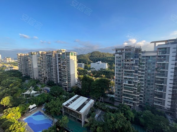 深圳龙岗龙岗中心城天健现代城住家豪华大四房,前后双阳台,看房方便