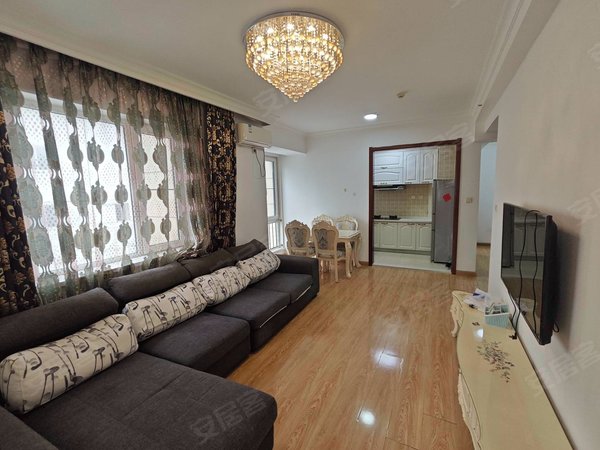 大连开发区万达广场鹏玥花园鹏玥花园 拎包入住 2室1厅1卫 电梯房近万达广场拎包入住出租房源真实图片