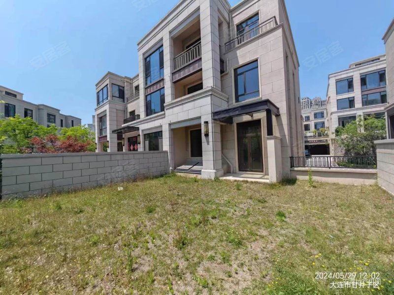 大连房产网>大连二手房>高新园区二手房>软件园二手房>大华诺斐墅>800