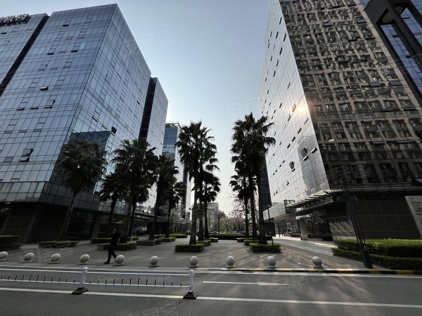 【多图】绿地中央广场,科学城租房,绿地中央广场 1室 南北通透 精装修