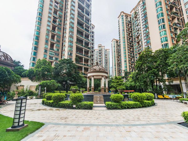 宝中地铁口鸿荣源尚都二期,高层南北通,安静泳池花园,宝安租房-深圳58