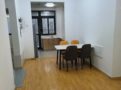 启东启东城区医院城区医院小区环境很好交通方便，靠近药明康德，乾朔电子，海四达，林洋。出租房源真实图片