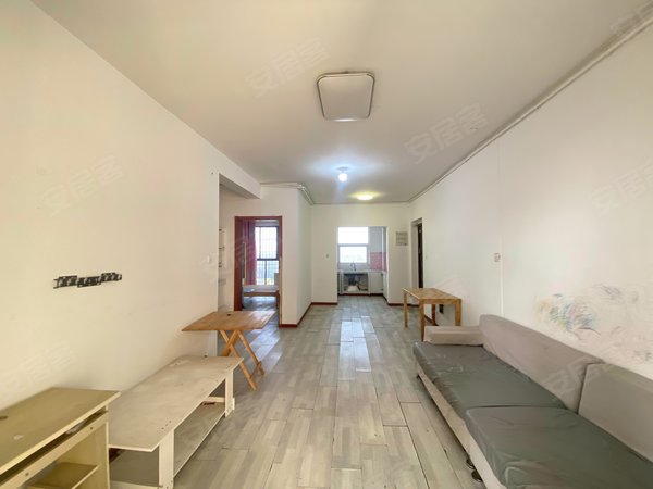 昆山张浦张浦森隆满园(北区)简装两房,家具家电齐全,满足日常需求