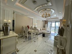 深圳罗湖蔡屋围北欧风 大衣帽间 95平两房智能家居高带阳台奢华装修 不容错出租房源真实图片