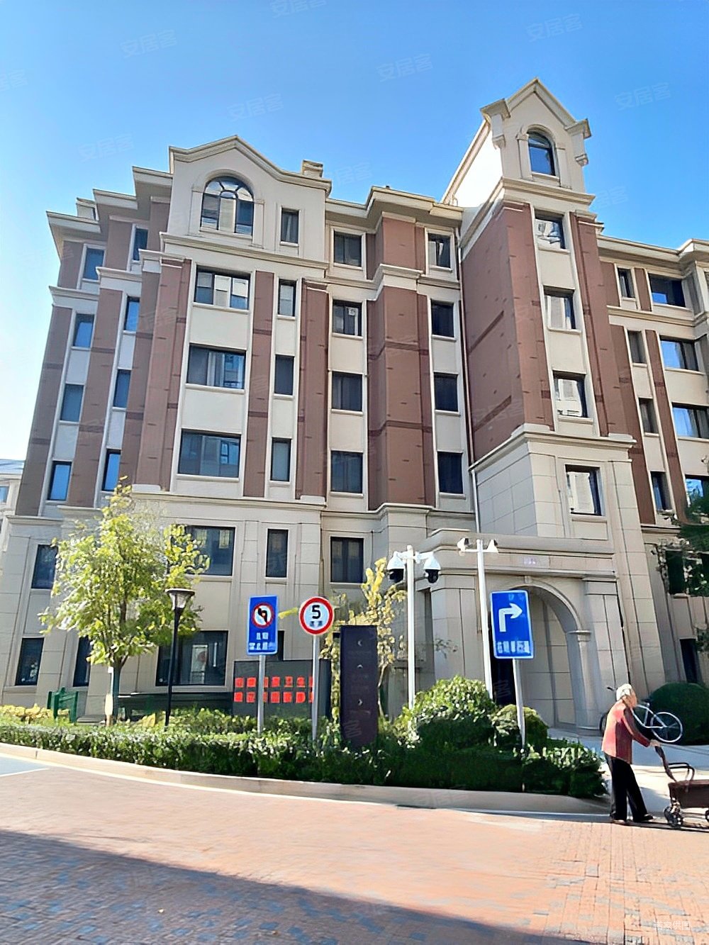 团泊湖新湖三室 中间楼层 业主忍痛割爱 随时看,新湖美丽洲二手房,136