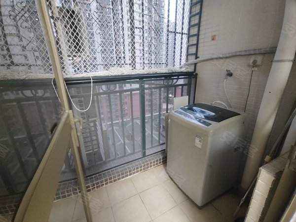 广州增城永和南山丰景花园(一期)干净两房 免停车 免物业 有公交总站