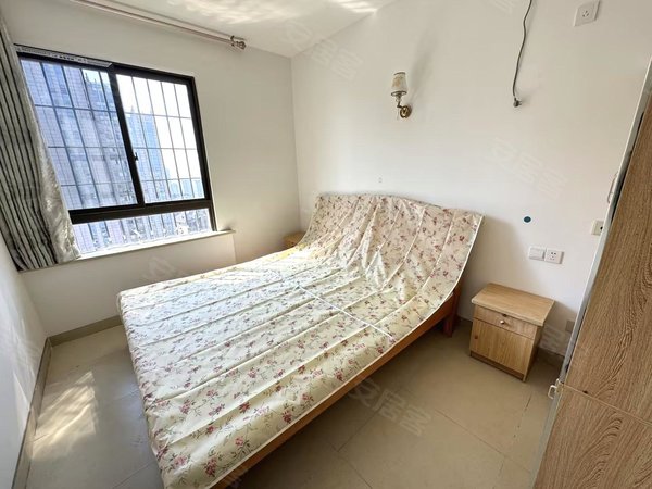 新出金山公园蔚蓝广场旁葛屿新苑电梯高层独门独户俩房