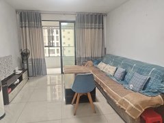 桂林临桂榕山麒麟湾畔15楼，三房1卫，4台空调家具家电齐全出租房源真实图片