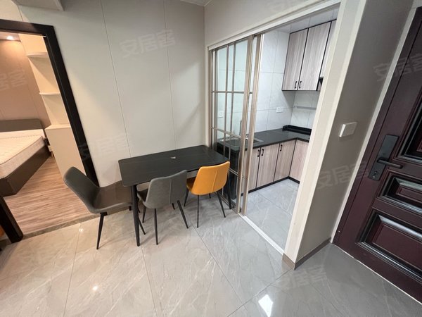 温岭温岭市区锦江中心九龙汇湖景汇欣苑银泰旁 汇欣苑 两室一厅 现代