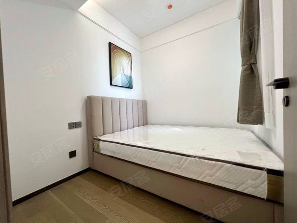 深圳南山白石洲深业鹤塘岭(商住楼)世界之窗地铁口新房 公寓带装修