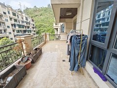 十堰张湾万达广场北京路万达旁阳光栖谷翡翠园豪装洋房，带露台，手次出租，保养新出租房源真实图片