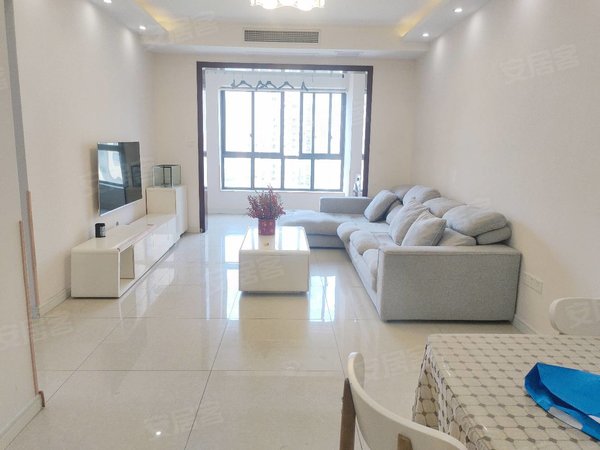 重庆渝北空港北城空港天地(一期)整租,三号线轻轨站旁边,精装两房