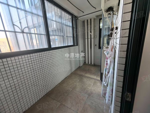 【多图】上誉花园,水荫路租房,带车位 君汇世家 精装五房 拎包入住