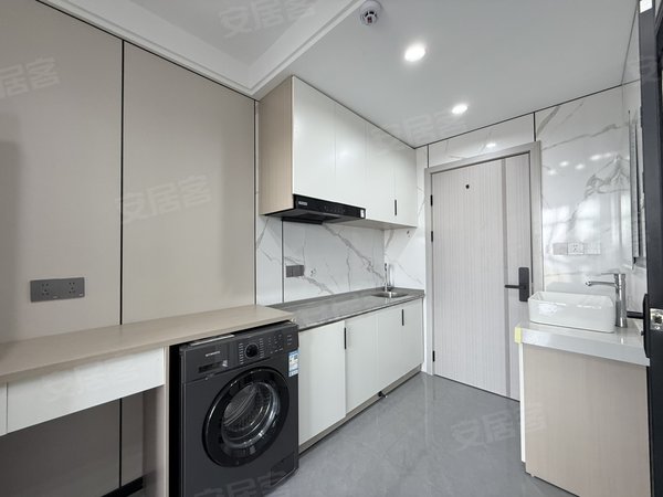 金华浦江县浦江城东一点红大道177号楼本人房東，精装修公寓出租，随时看房，停车方便，押一付一。出租房源真实图片