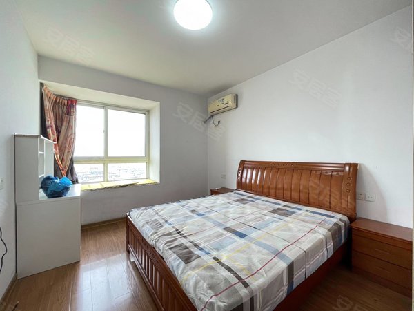 无锡梁溪上马墩塔影景苑b区临八院,下楼地铁口(电梯入户,干净整洁双向