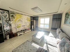 庆阳西峰西峰城区东门！学院路学校附近！电梯两居室！家具家电齐全！拎包入住！出租房源真实图片