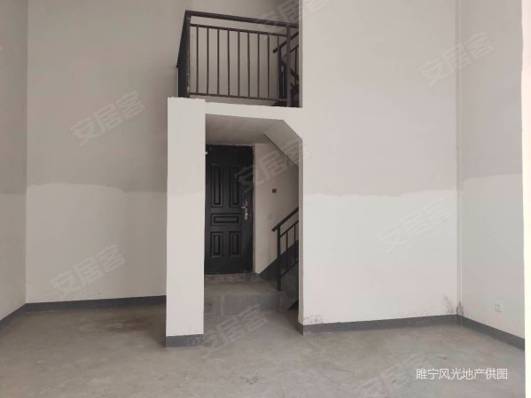 中南樾府 前排联排别墅 一拖三 带地下室 全明采光 有证急售