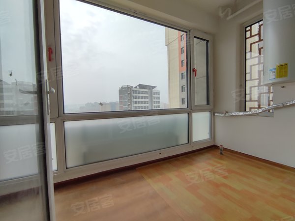 济宁任城南池公园御都花园御都花园 2室2厅1卫 精装修 电梯房 93平