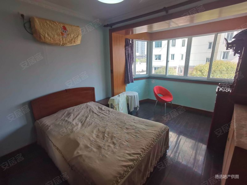 内环内|税费各付|电梯房3房|50米到地铁8号线西藏北路站,广盛公寓二手