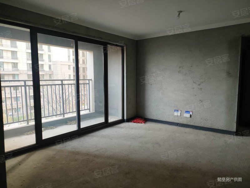 建业府一期中间楼层采光好满五南北通透双卫生间