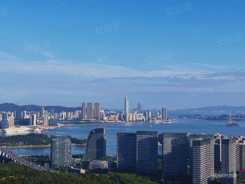 真十在售看海房源 海沧桥头融信海上城复试三房