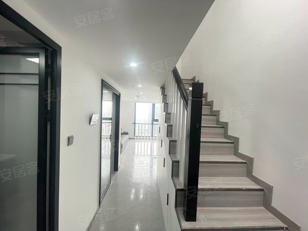 【多图】华侨城泊里中心,火车东站租房,毕业季安家节成都东站大观川