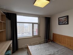 鄂尔多斯康巴什中心公园园丁北区顶楼单间出租 公用卫生间和厨房出租房源真实图片