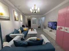 吉首吉首吉首城区新吉大南门，精装修2室2厅，家电齐全，适合年轻人出租房源真实图片