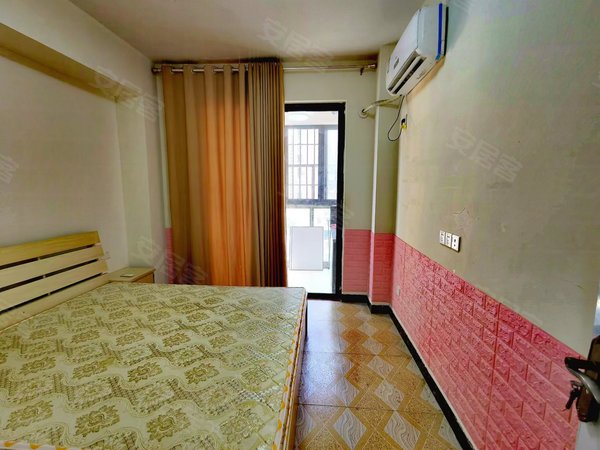 福州马尾江滨东大道海悦公馆海悦公馆 刚需两房  设备齐全 干净明亮