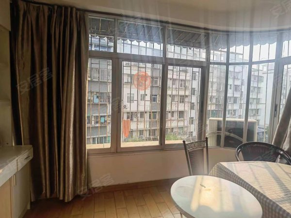 中间层 东角头地铁旁 曙光花园 拎包住 随时看房,南山租房-深圳58安居