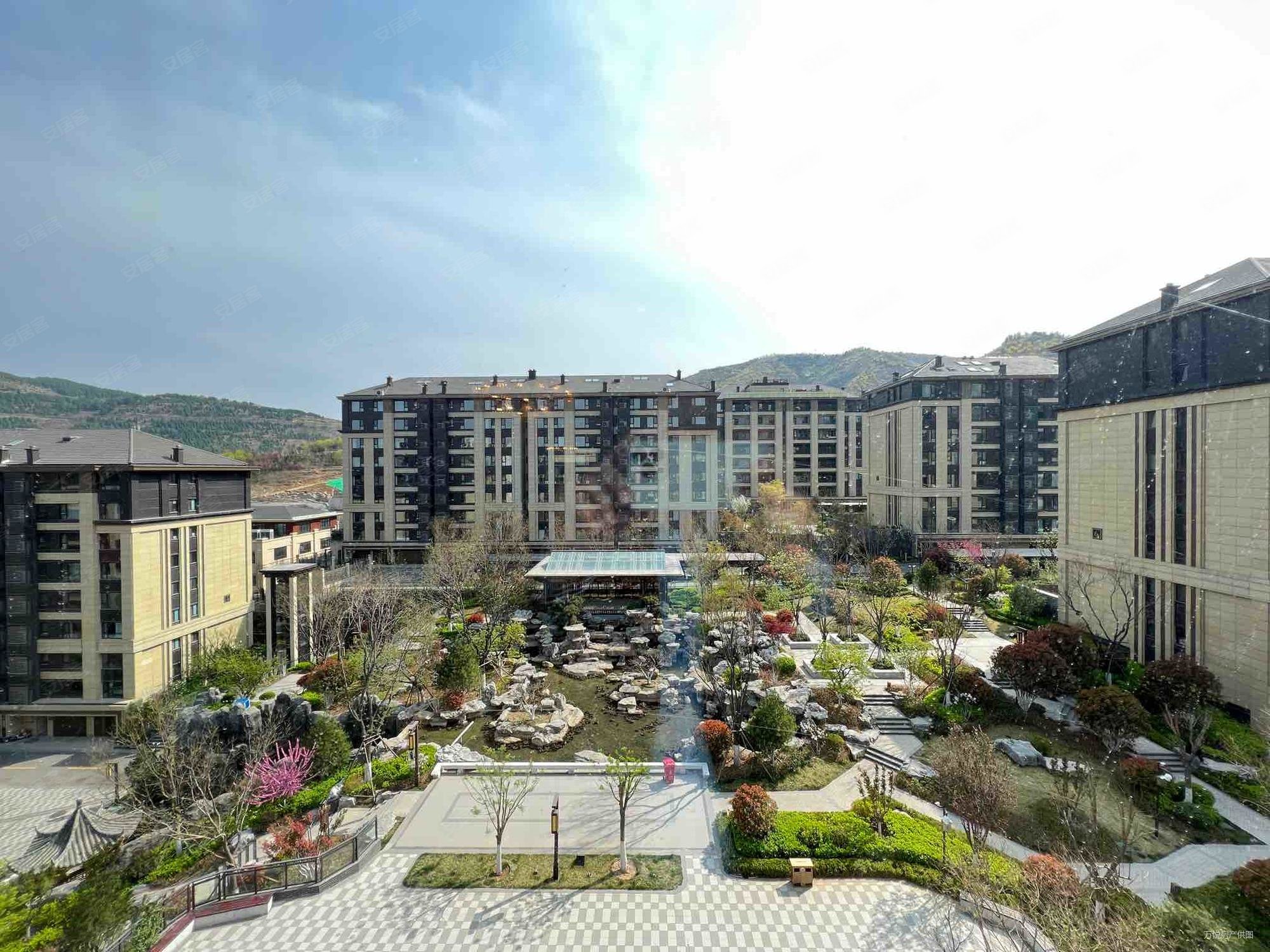 泰禾济南院子西苑板楼满二豪华精装次新房出行方便