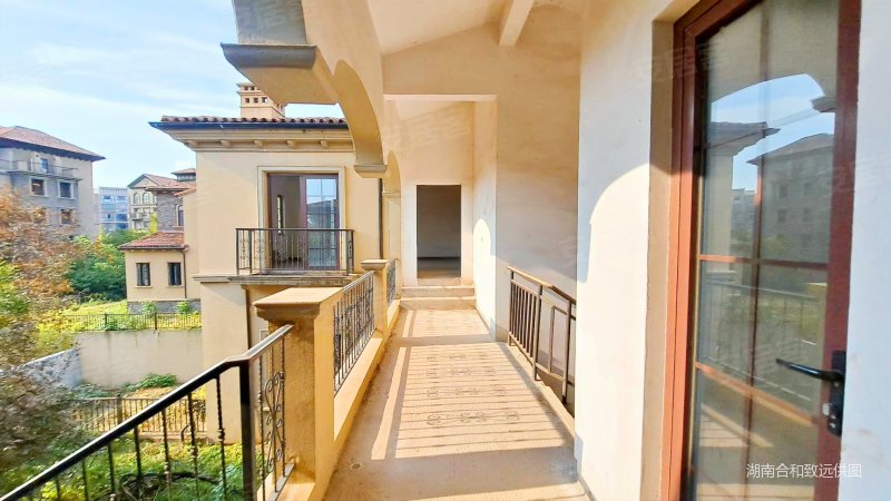 橘郡礼顿山别墅