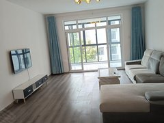 巢湖北门北门片区(保真)丽晶华庭大四房1700有钥匙随时可以看房出租房源真实图片