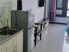 宝利丰公寓，冰箱电视洗衣机热水器空调，月付1000至1200
