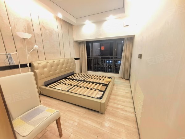 【多图】华晖云门,大学城租房,5号线塘朗地铁口,精装大3房,南向高楼层