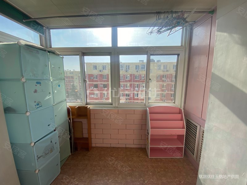 德茂小区近地铁满五交通便利正规商品房南北通透