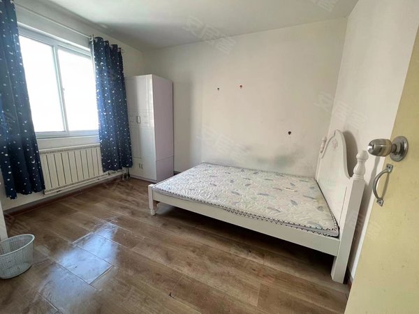 凤凰北路精装四居可做宿舍万达海信创智谷铭盛鑫盛小鸭,高新租房-济南