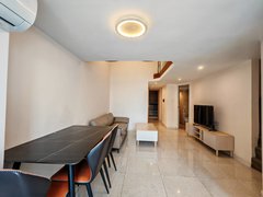 东莞厚街下汴溪头嘉华大酒店对面 工业大厦 复式三房 家具齐全 拎包入住出租房源真实图片