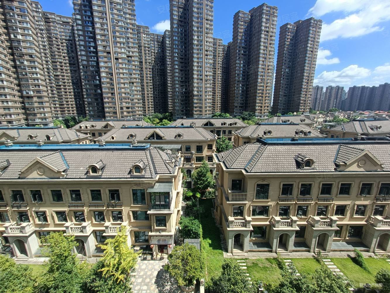 润和紫郡顶层复式洋房赠送115使用面积大送双露台