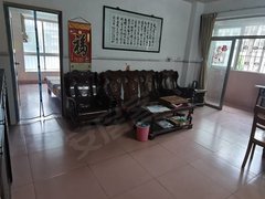 梧州长洲两广批发市场步梯一楼 小区管理,摩托车停车免费,有小车位出租房源真实图片
