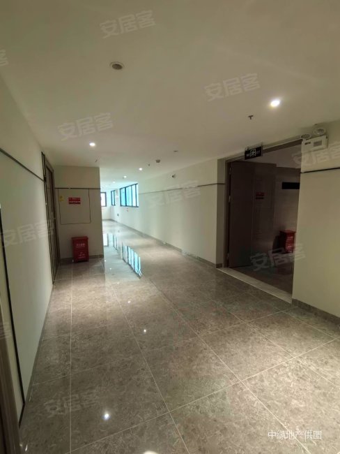 云谷复式公寓 5 层高 2房2层2卫设计