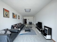 大理大理市奥林匹克中心北区奥林匹克  爱琴海旁 精装3房2卫 带家具 随时看房出租房源真实图片