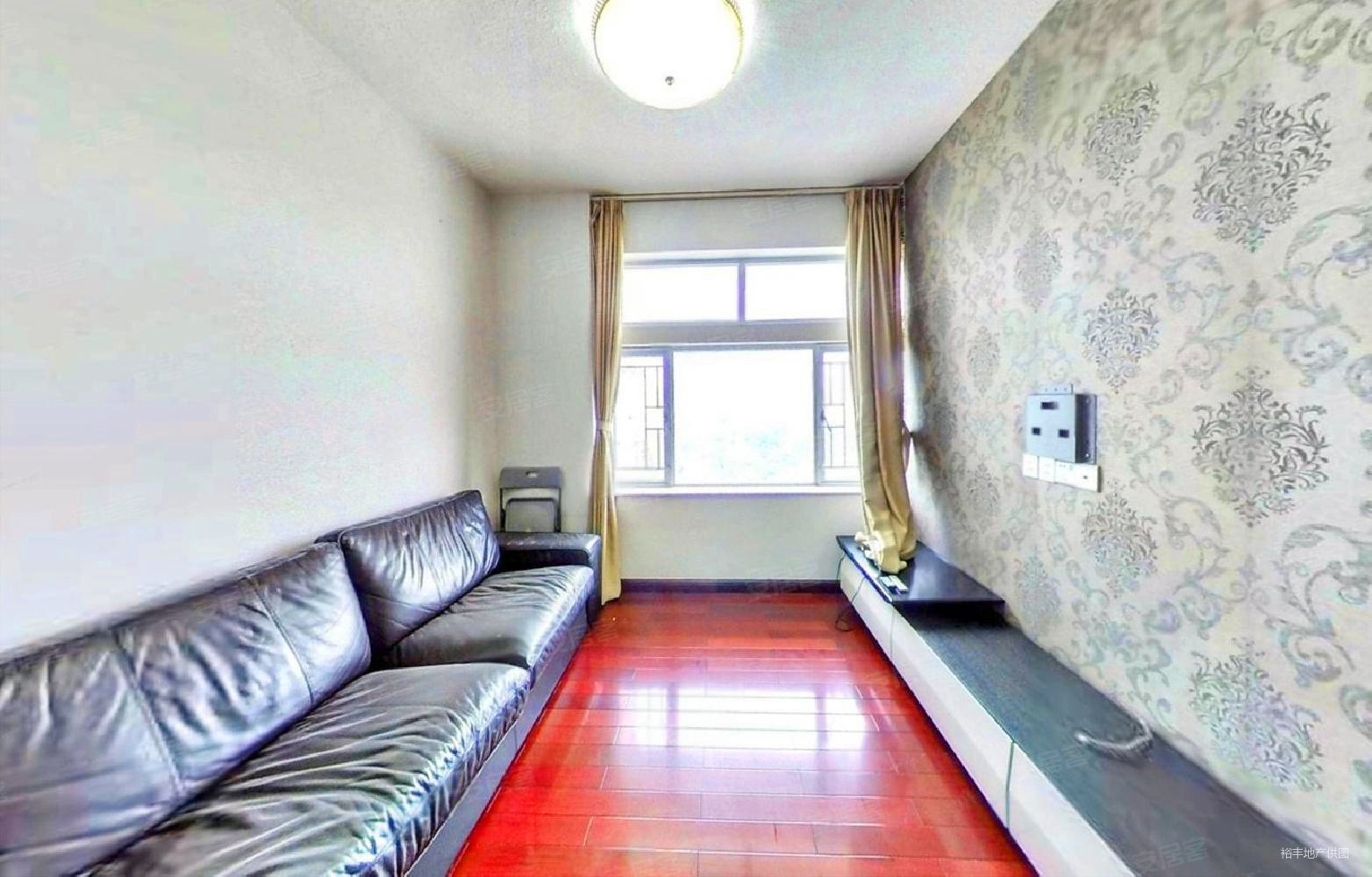 福莱花园 电梯三房 装修保养好 随时看房