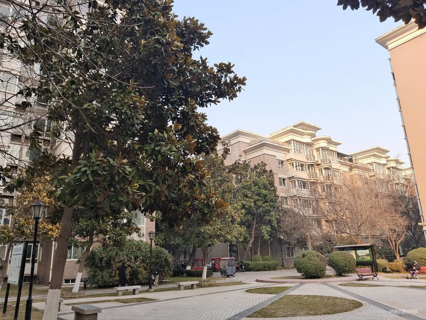 西安房产网>西安二手房>高新区二手房>唐延路二手房>枫叶新都市>