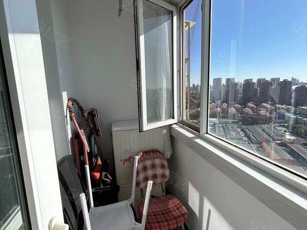 天津红桥西于庄街丽水苑绝了!婚房精装修!电梯房!三阳户型!